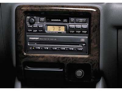 2001 Honda Passport 6 Disc In-Dash CD Changer