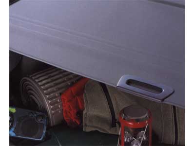 2003 Honda CR-V Retractable Cargo Cover